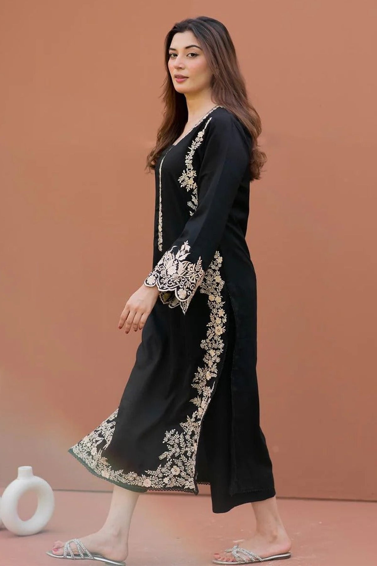 MARIA B - 2PC Dhanak EMBROIDERED MM-93